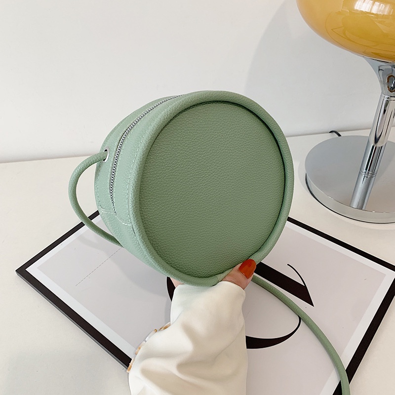 Túi Xách Đeo Vai Hình Tròn Nhỏ Màu Trơn Kiểu retro Thời Trang Mùa Xuân 2022