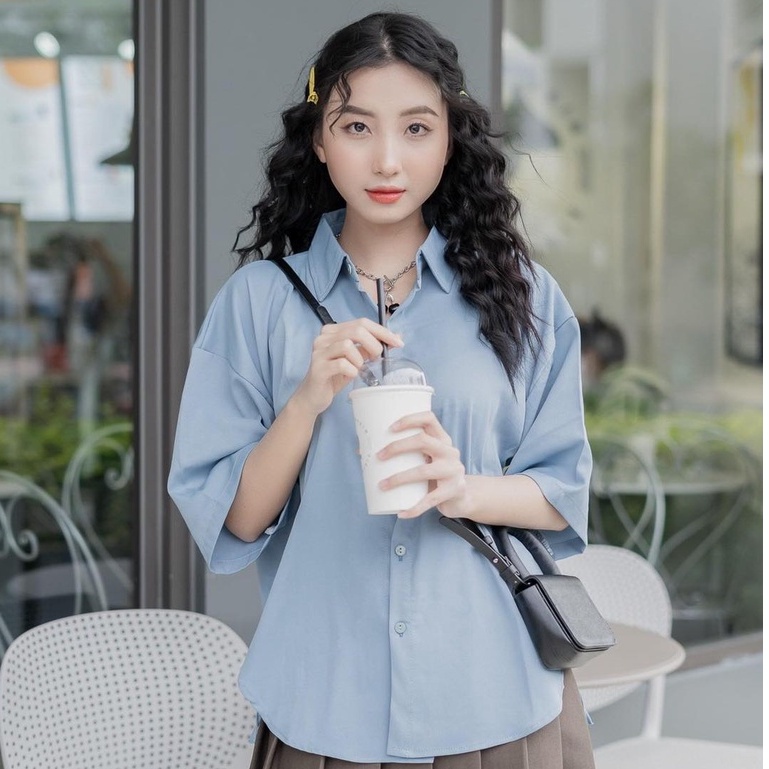 Áo sơ mi nữ tay ngắn fmstyle, Áo sơ mi kiểu Hàn Quốc nữ lai bầu thắt dây 2 bên | Fmstyle Shop 220313