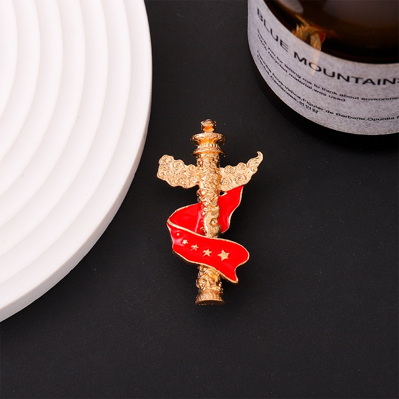 Ghim Cài Áo Kim Loại Hình Ngôi Sao Năm Cánh Màu Đỏ Phong Cách Trung Hoa Phù Hợp Làm Quà Cho Bạn Bè