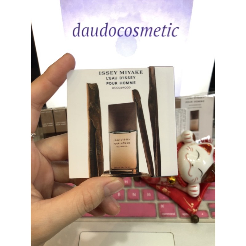 [ vial ] Nước hoa Issey Miyake L'Eau D'Issey Wood & Wood Pour Homme EDP Intense 1ml | BigBuy360 - bigbuy360.vn