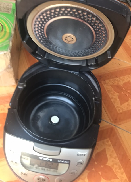 Nồi cơm điện nhật bãi HITACHI RZ-NS10J cao tần