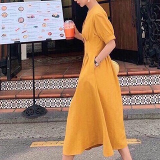 Đầm vàng cổ v xếp li eo🌸