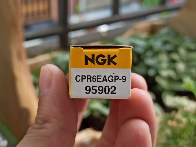 Bugi NGK G-Power - CPR6EAGP-9 Platinum bạch kim chân dài