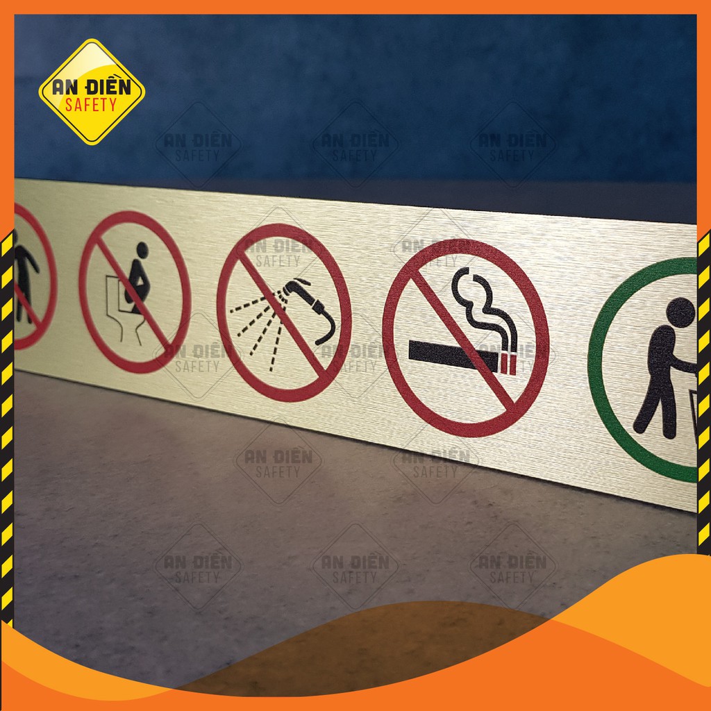 Biển báo An Điền Safety - Biển báo Cấm trong phòng vệ sinh, bề mặt hợp kim ánh vàng óng ánh sang trọng