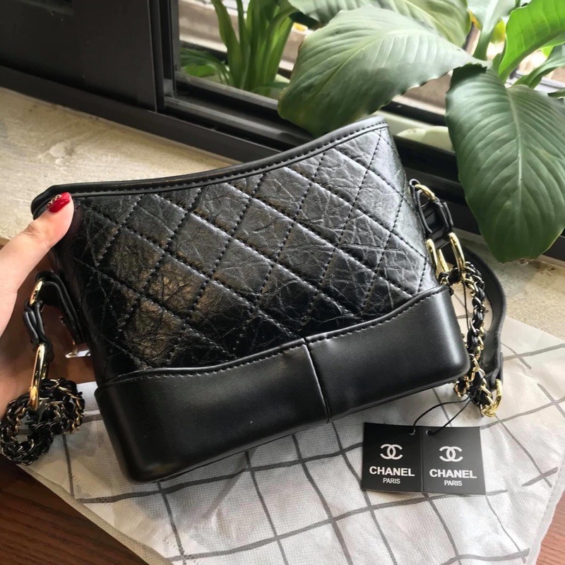 Tui hobo đế gỗ size 20 da sần kèm ảnh thật shop