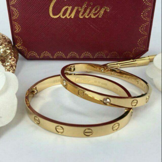 Vòng Cartier Fullbox Bảo Hành Vĩnh Viễn Không Đen