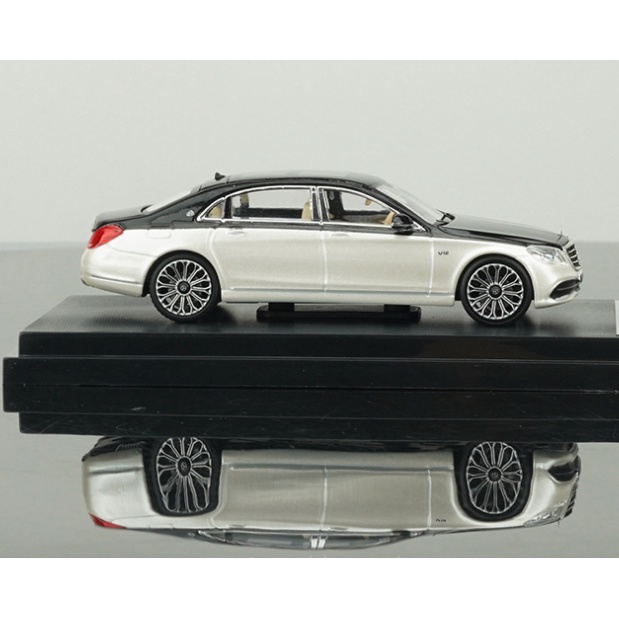 Mô hình ô tô Mercedes Maybach S-klasse S600 1/64 Master