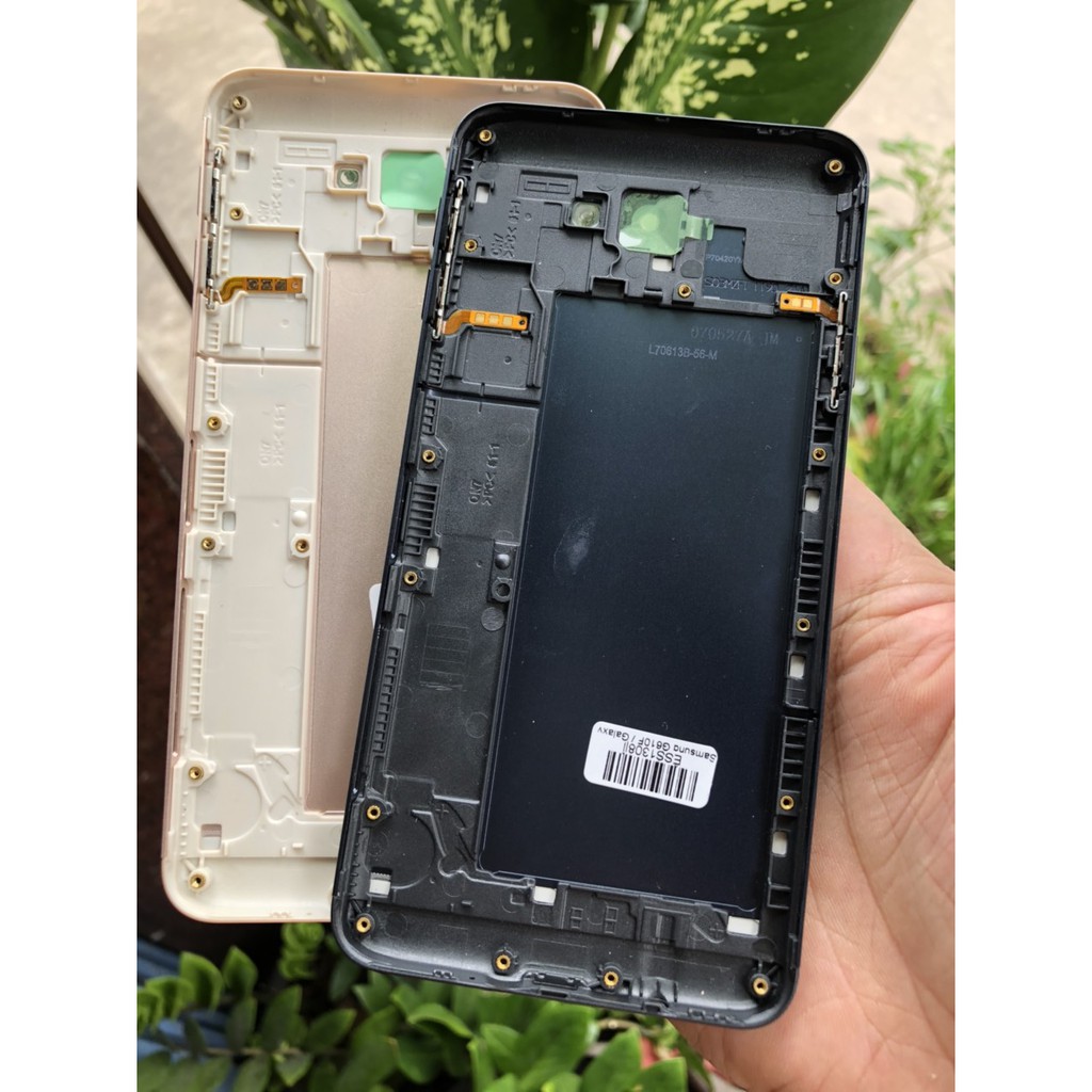Vỏ nắp lưng Samsung J7 Prime G610 chưa có viền trước