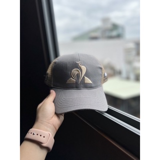 Mũ lưỡi trai phối lưới
