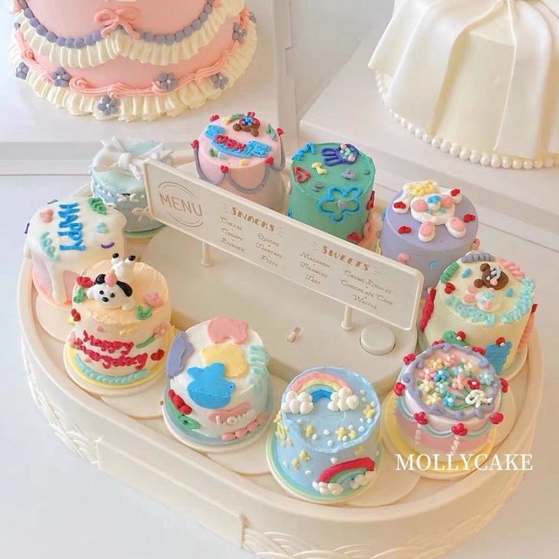 Bàn Xoay Băng Chuyền Bánh Kem Cupcake Enjoy Party