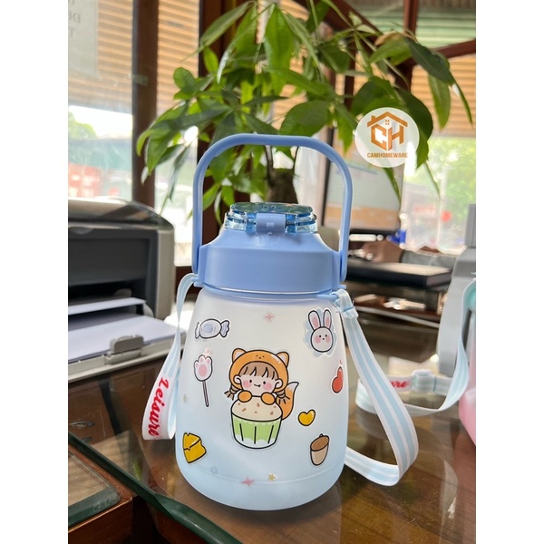 Bình Nước Bầu Có Ống Hút Kèm Dây Đeo Cực Tiện Lợi Dễ Thương Dung Tích 1300ml