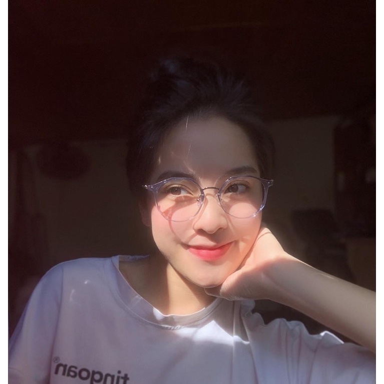 Gọng kính trứng form bầu tròn hot trend tiktok