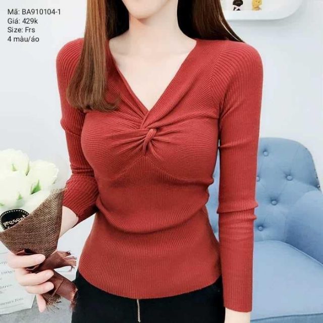 Áo thun gân xoắn ngực tay dài lịch sự