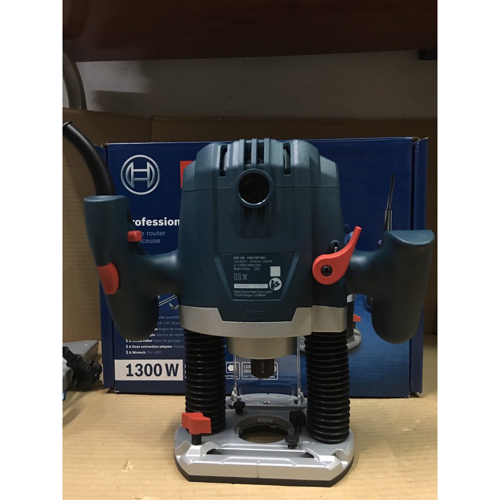 Máy phay gỗ Bosch GOF 130/1300W