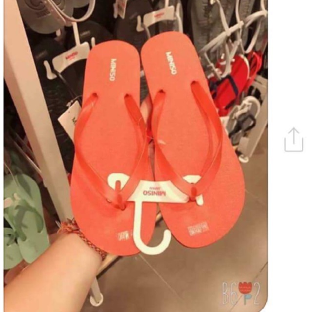 Dép miniso