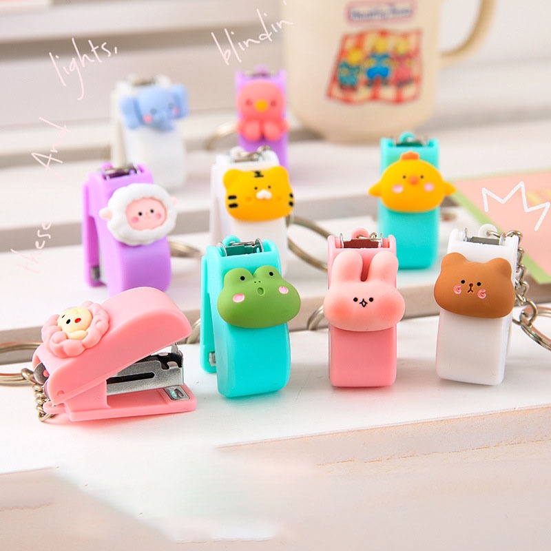Móc Khóa Gắn Ghim Bấm Giấy Mini Staples