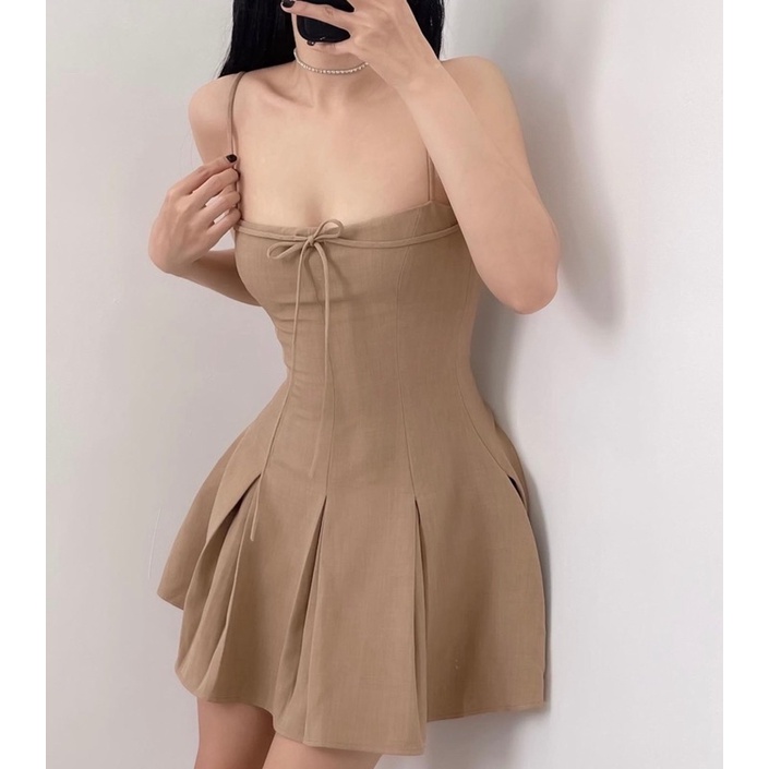 Đầm 2 Dây Xoè Thiết Kế 8 Mảnh