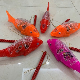 Cá chép nhựa chạy pin cùng bé đón trung thu! (Ko kèm theo pin)