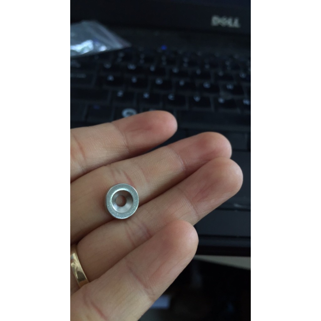 Nam châm đất hiếm tròn có lỗ ở giữa10x3mm