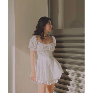 Đầm trắng xoè tầng cột eo(Chuyên sỉ )