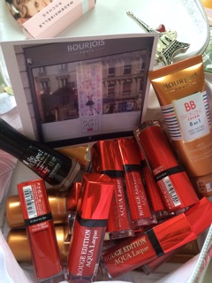 [Săn Sale] Son nước Rouge Edition Aqua Laque Bourjois