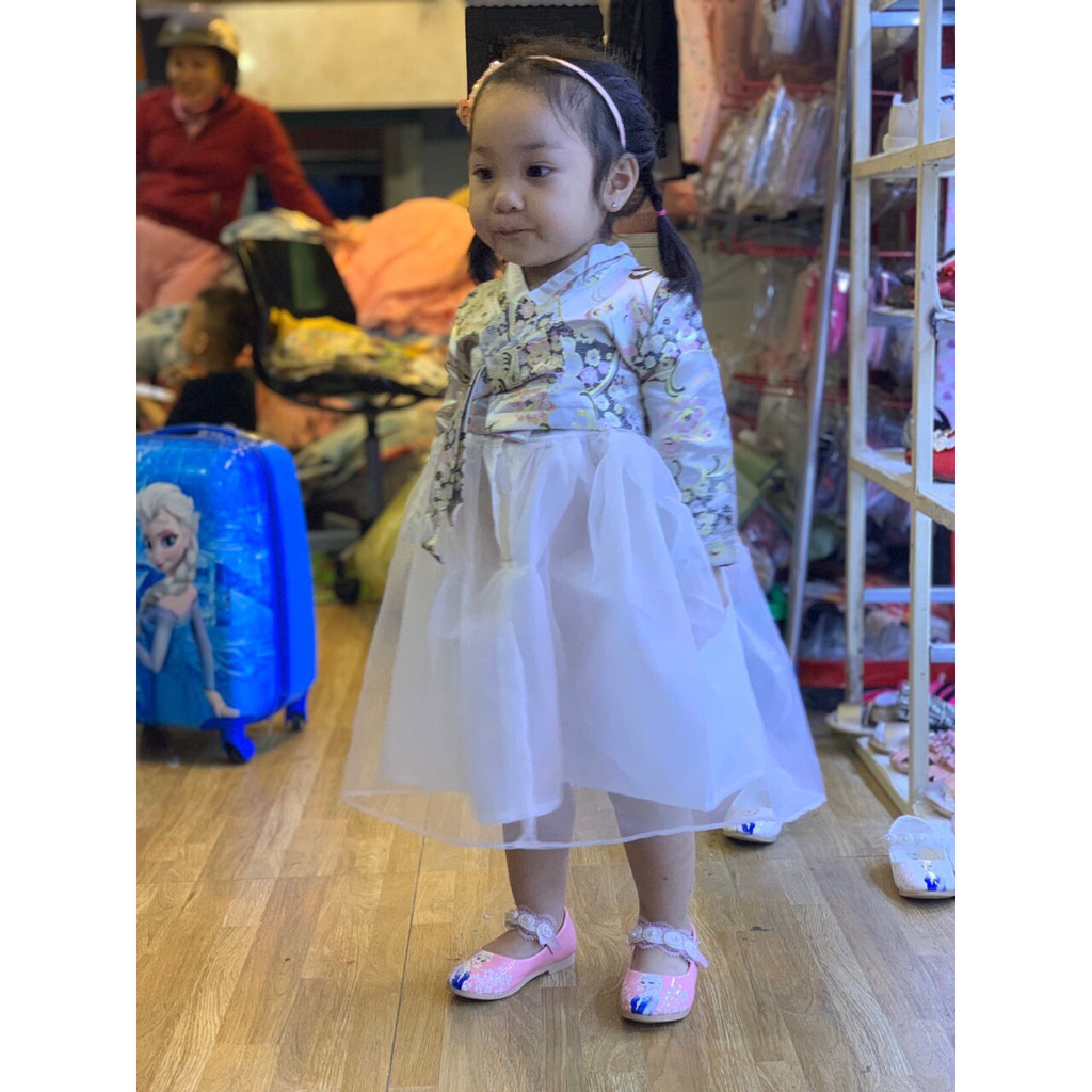 Hanbok Hàn Quốc cho bé