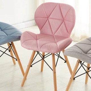 Ghế tựa bàn trang điểm sẵn màu nâu