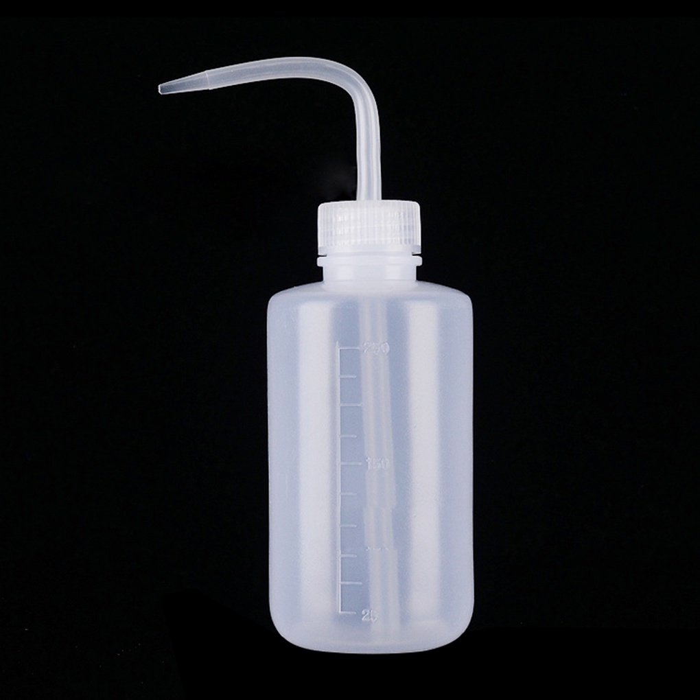Bình nhựa bóp miệng cong tưới cây hoa 250ml