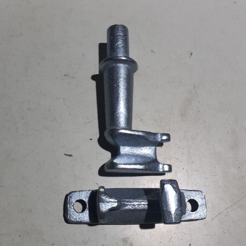 BỘ KHÓA CAM XOAY CỬA THÙNG XE Ô TÔ TẢI
