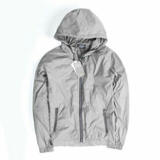 Áo khoác dù cặp pull&bear thời trang