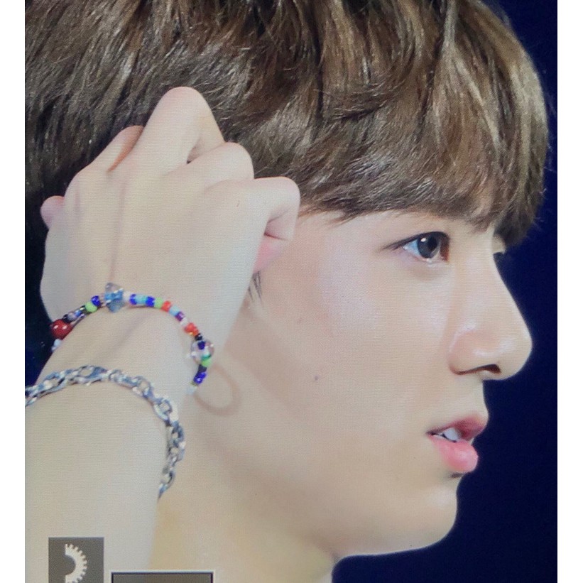 Vòng đeo tay chuỗi hạt acrylic phong cách thành viên nhóm nhạc Hàn Quốc BTS Jung Kook thời trang | BigBuy360 - bigbuy360.vn