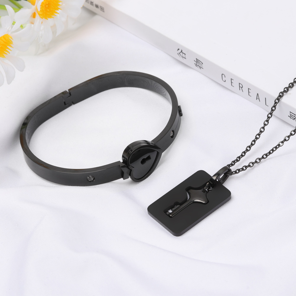 Vòng Tay Thép Không Gỉ Hình Ổ Khóa Dành Cho Cặp Đôi Mihan1
