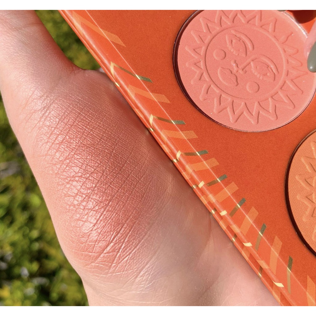 Bảng Phấn Má Nhũ Lì Cool Barbie 4 Ô Mặt Trời | BigBuy360 - bigbuy360.vn