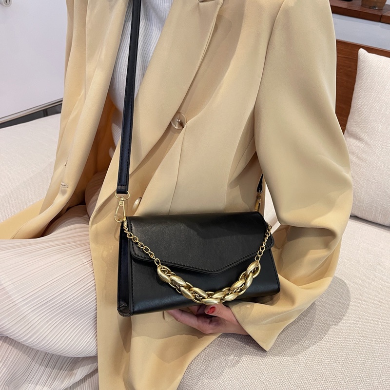 Túi đeo chéo IELGY dày dặn cỡ lớn phối dây xích phong cách cổ điển thường ngày thời trang cho nữ