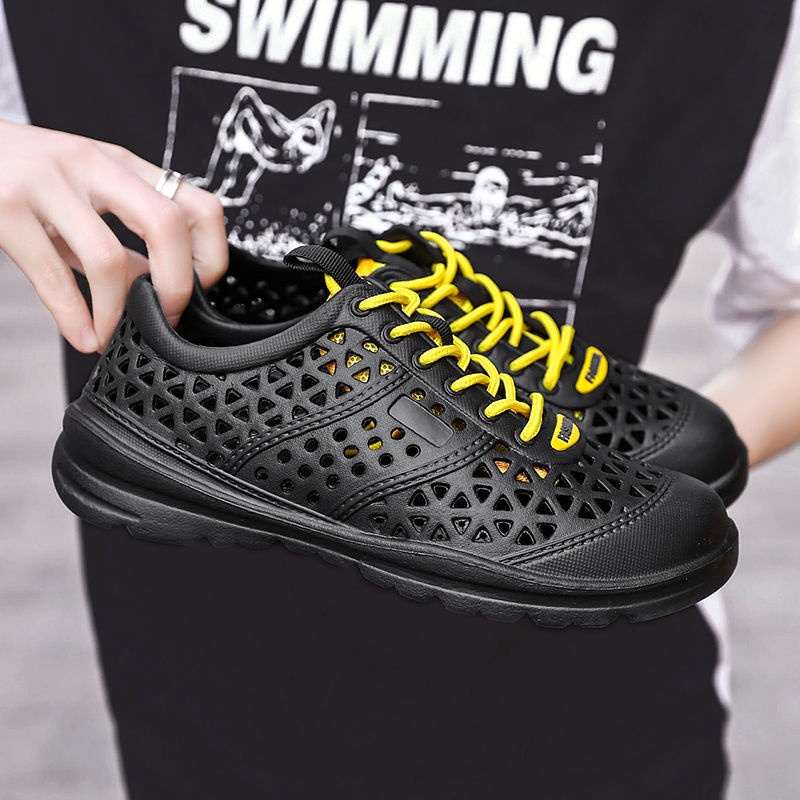 2022 Giày lội nước nam đục lỗ