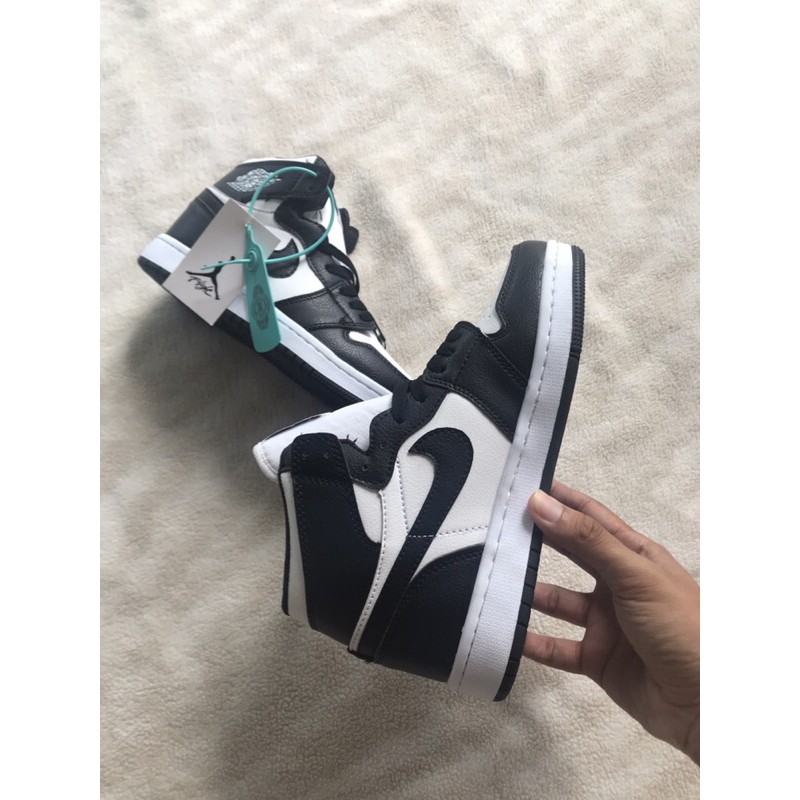 Giày Thể Thao Sneaker Jordan 1 Panda cổ cao | BigBuy360 - bigbuy360.vn