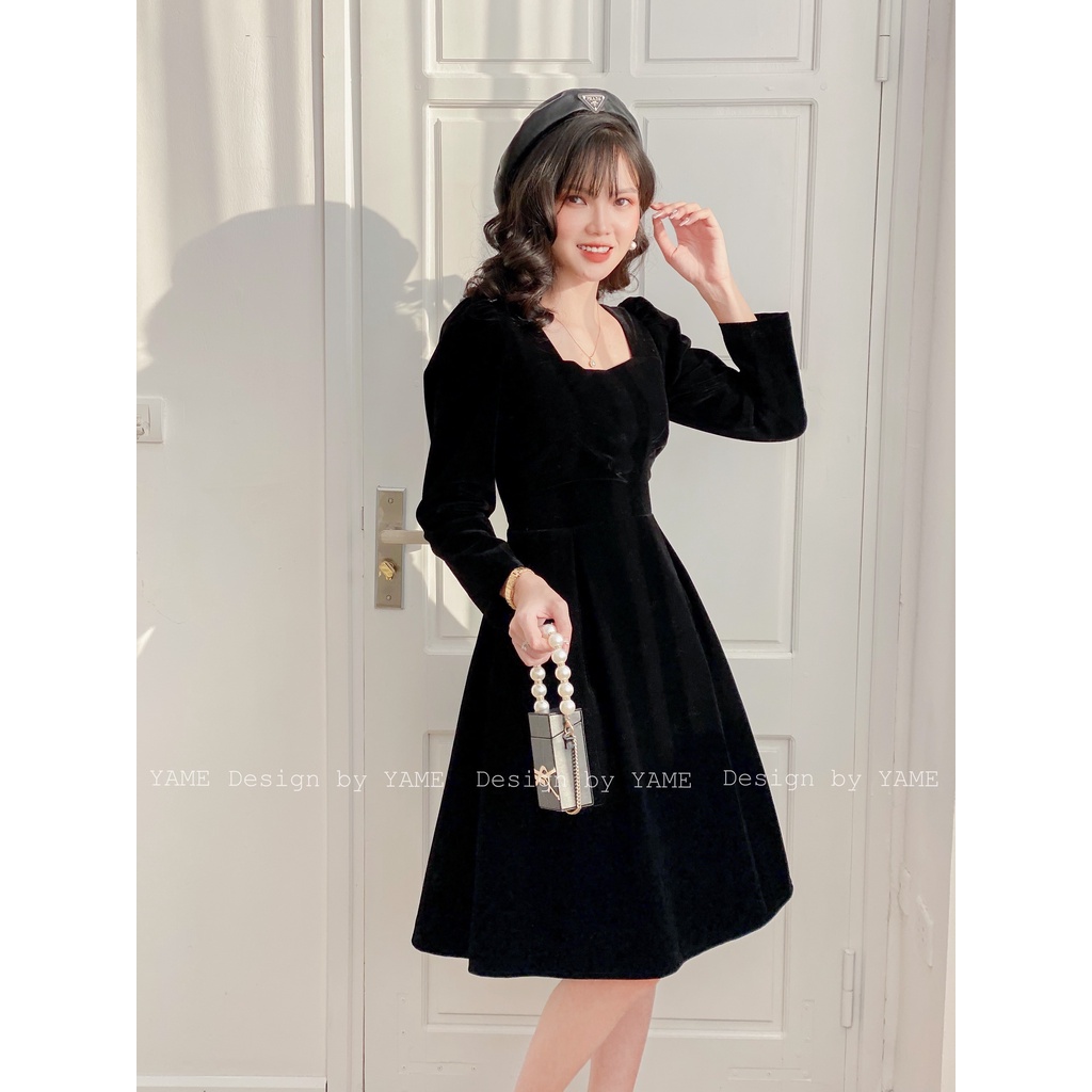 Váy nhung dài tay dáng chữ A cổ vuông tiểu thư siêu sang màu đen YAME