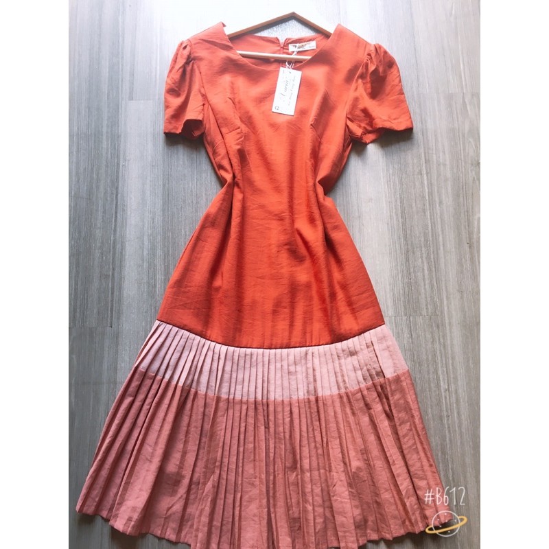 Đầm thiết kế-Adela Moda