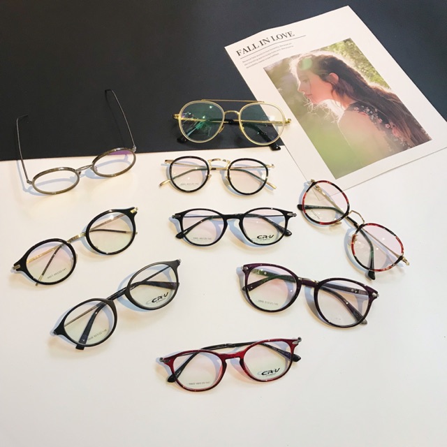 Mắt kính đồng giá 55k