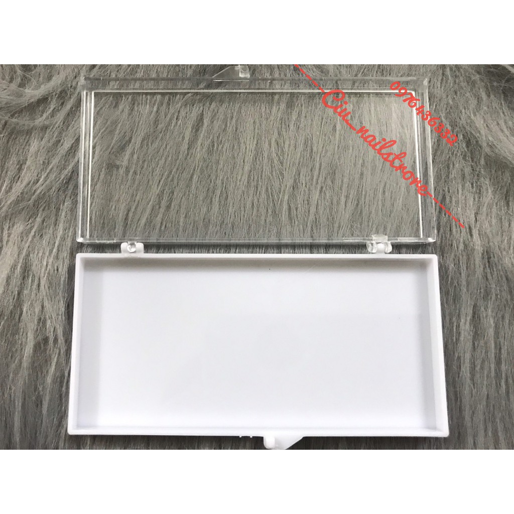 Hộp nail box, dũa, keo