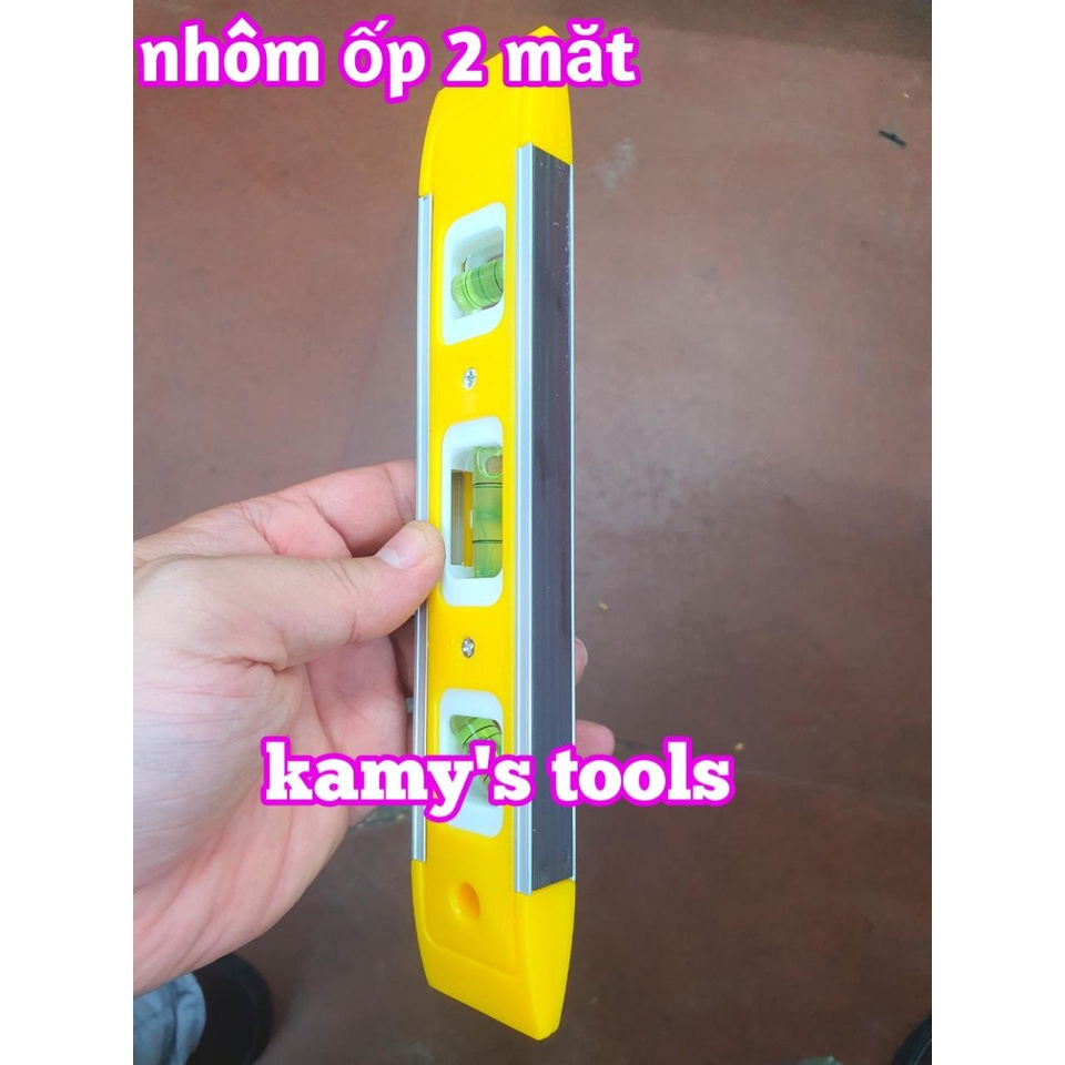 Thước thủy có nam châm hít ốp nhôm 2 mặt 200mm