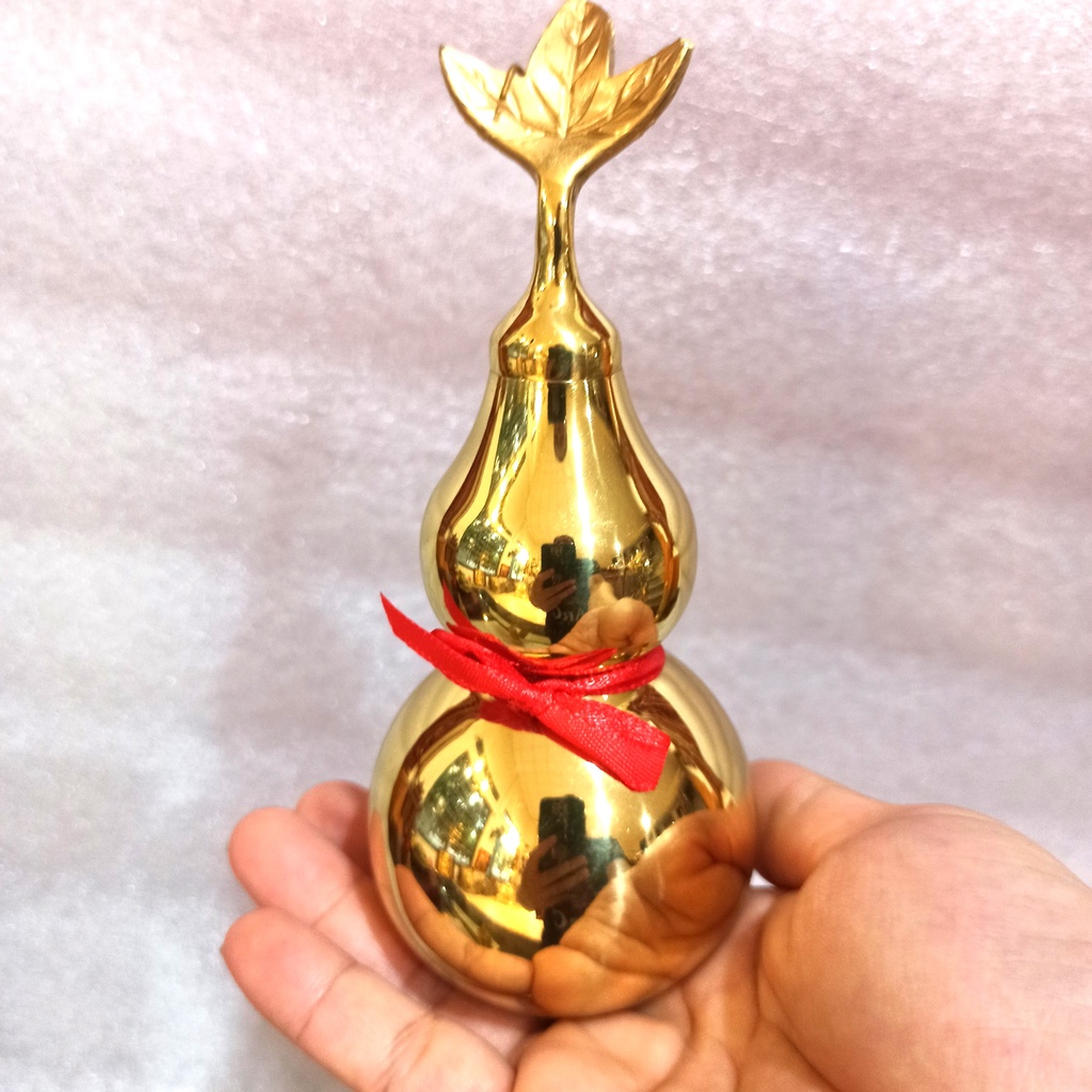 Hồ lô trơn phong thủy bằng đồng 8, 10, 12 đóng mở có ren, thắt nơ đỏ bày ban thần tài, hồ lô đồng cầu Tài Phúc Bình An