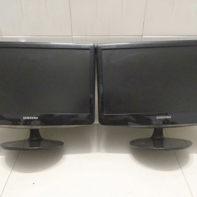 Màn hình LCD full HD Samsung 19in còn đẹp màu sắc sáng đẹp không lõi nhỏ không sọc chỉ