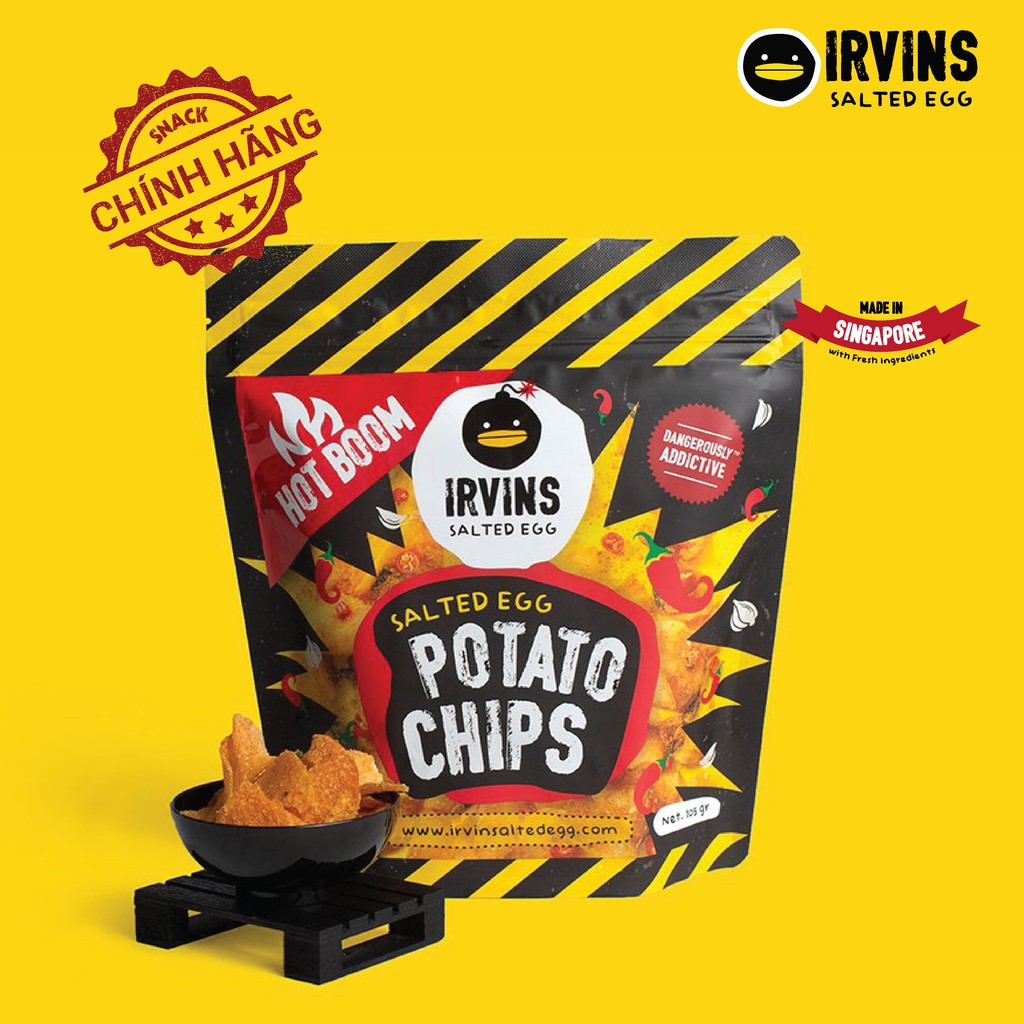 Khoai tây trứng muối cay IRVINS - Hotboom Salted Egg Potato Chips 105 gram