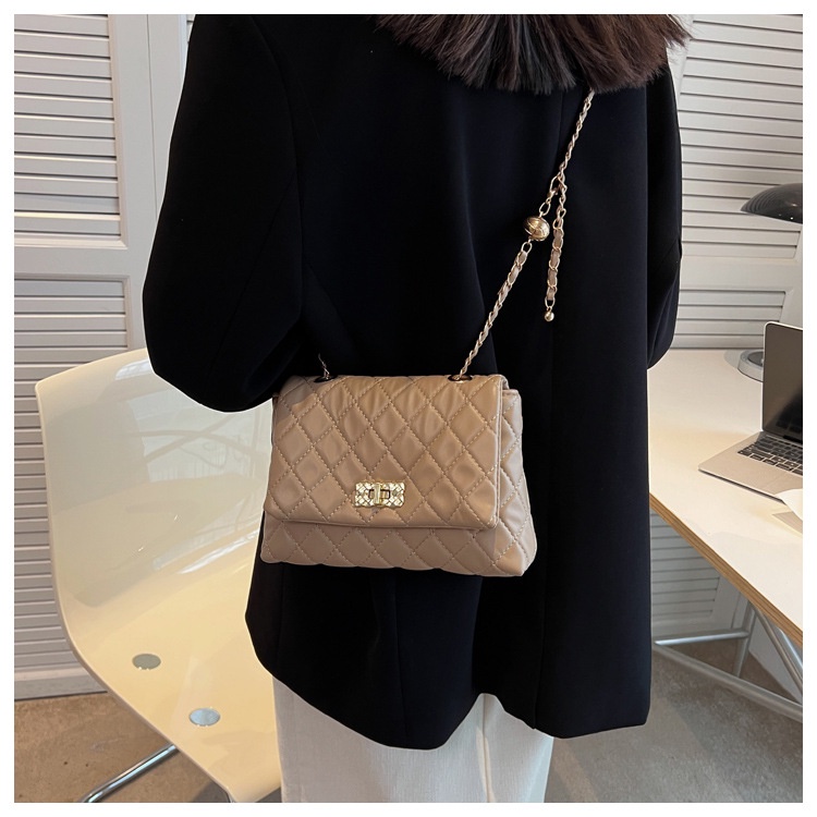 Túi đeo chéo JASMIN NOIR họa tiết kẻ sọc phối dây xích
