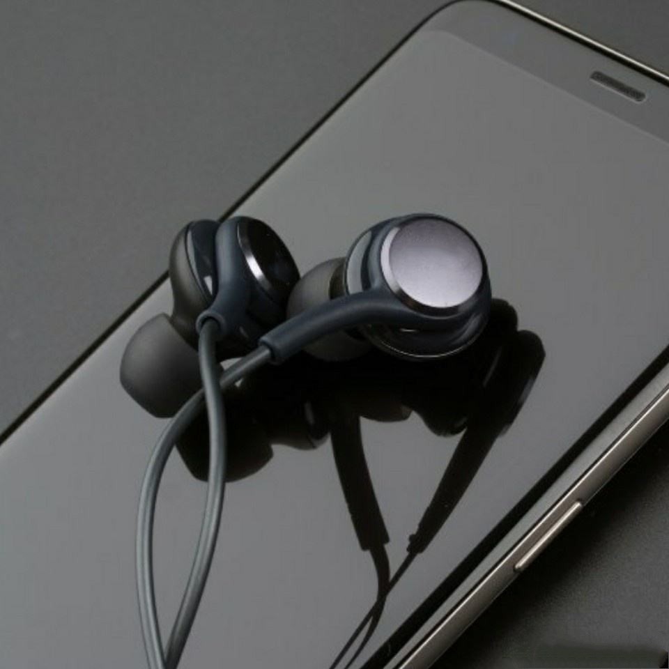 Tai Nghe nhét tai Có Dây Gaming / Chơi Game / Nhạc Chống Ồn In Ear Cho các dòng điện thoại, máy tính bảng