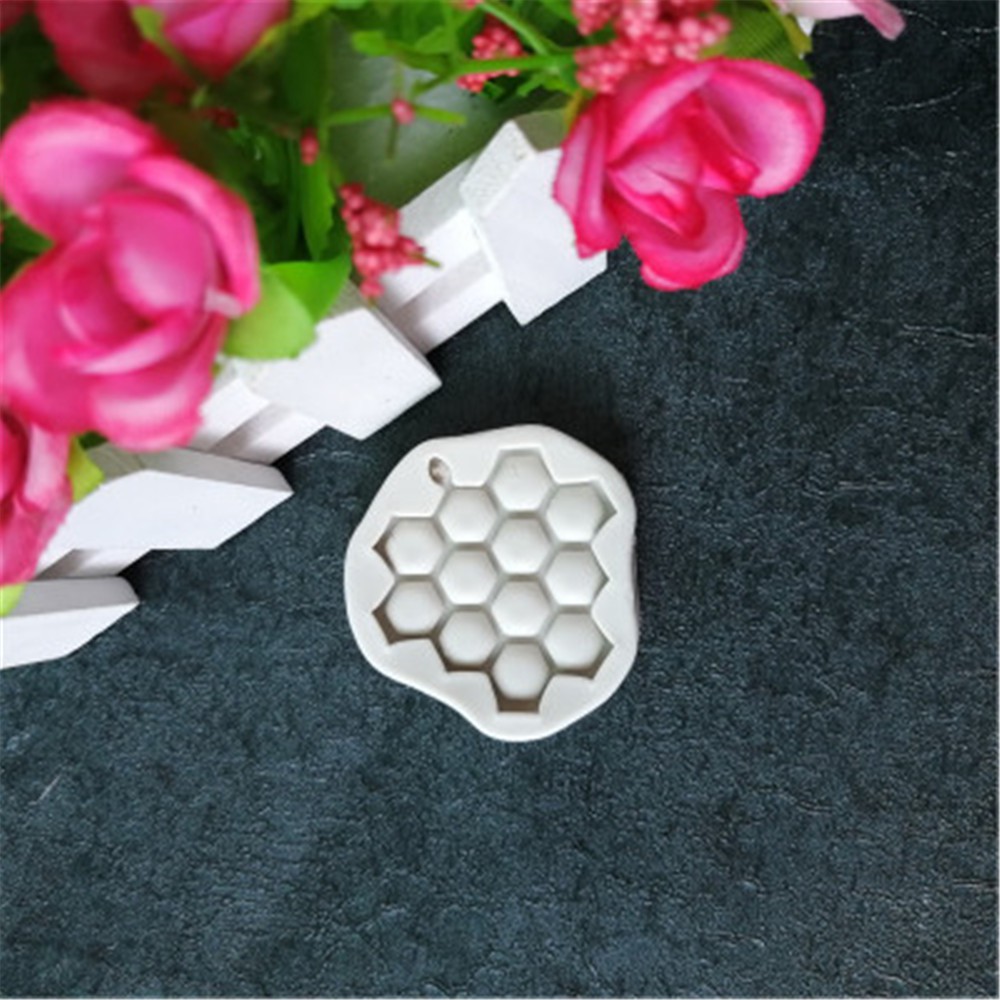 Khuôn silicon làm bánh đa năng tiện dụng hình rỗ tổ ong sáng tạo