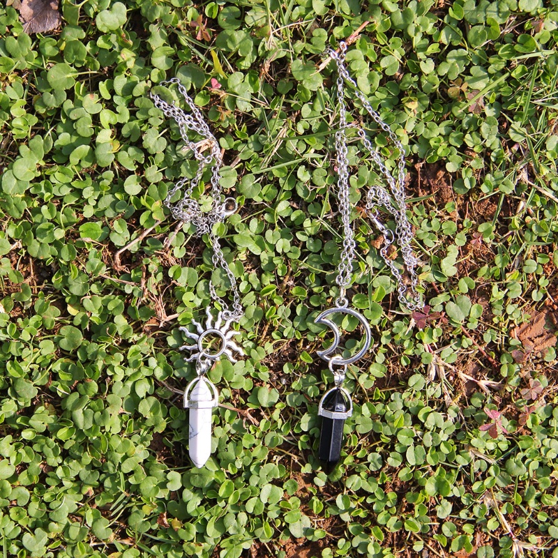 Vòng cổ Cặp Mặt Trăng Và Mặt Trời Đính Đá Pha Lê