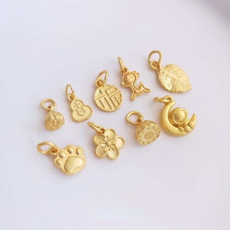 Charm mặt dây Chuyền Hình Mèo May Mắn / Lá Cây / Hoa Anh Đào / Quả Bầu Màu Vàng 18K diy