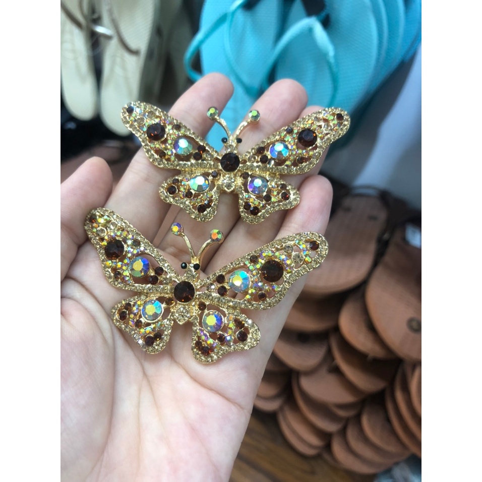 Bướm hột nâu , Charm gắn dép , link chỉ bán charm không bán kèm dép , vui lòng ib cho shop